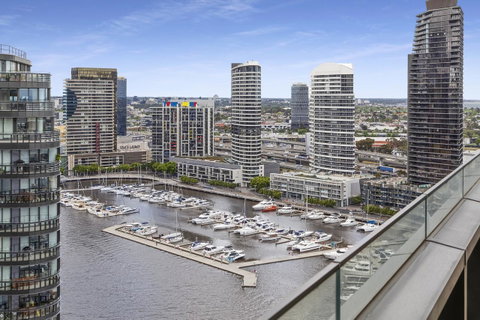 Best Views On Collins - Melbourne Tourism 16