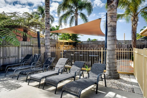 Allambi Holiday Apartments - Melbourne Tourism 19