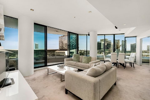 Melbourne Holiday Apartments Flinders Wharf - Melbourne Tourism 28