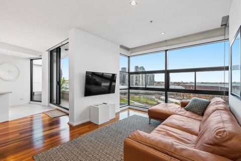Melbourne Holiday Apartments Flinders Wharf - Melbourne Tourism 6