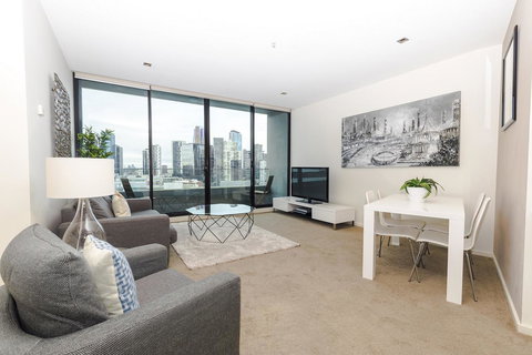 Waterfront Melbourne Apartments - Melbourne Tourism 14
