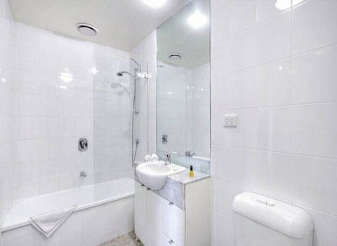 3BR Apartment At Victoria Tower Southbank - Melbourne Tourism 13