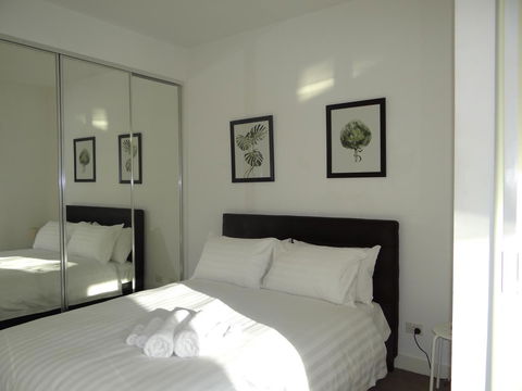 Amazing Accommodations: Vogue - Melbourne Tourism 17