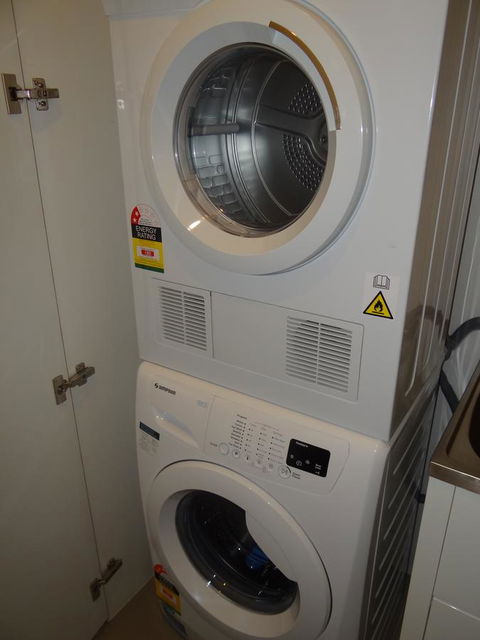 Amazing Accommodations: Vogue - Melbourne Tourism 12