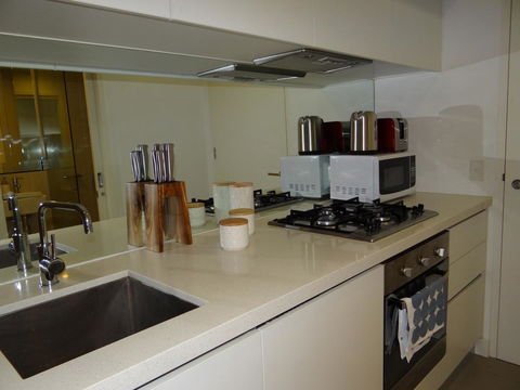 Amazing Accommodations: Vogue - Melbourne Tourism 44