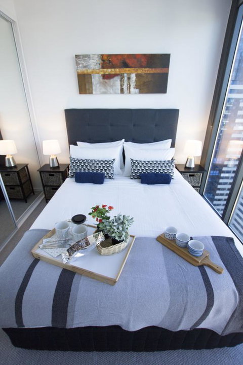 Carlson View Serviced Apartments - Melbourne Tourism 1