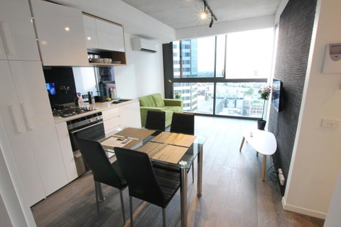 Carlson View Serviced Apartments - Melbourne Tourism 9