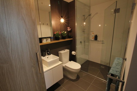 Carlson View Serviced Apartments - Melbourne Tourism 18