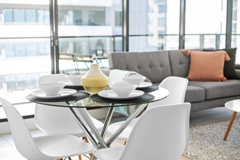 Complete Host Tiara Apartments - Melbourne Tourism 4