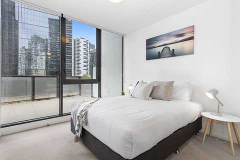 Complete Host Tiara Apartments - Melbourne Tourism 23