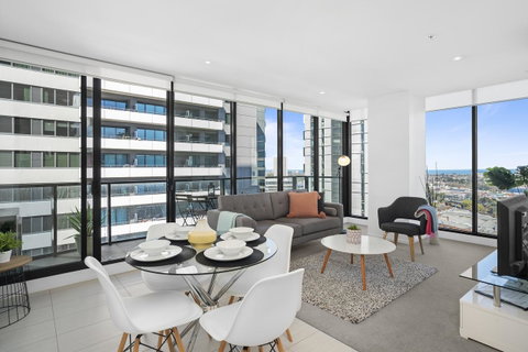 Complete Host Tiara Apartments - Melbourne Tourism 17