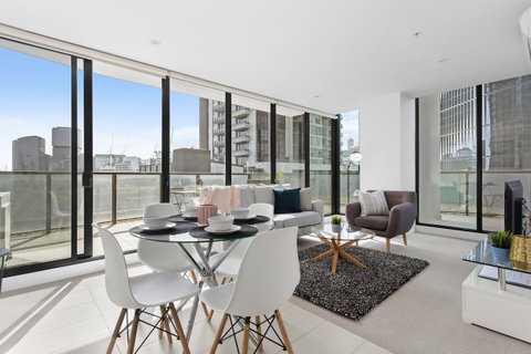 Complete Host Tiara Apartments - Melbourne Tourism 0
