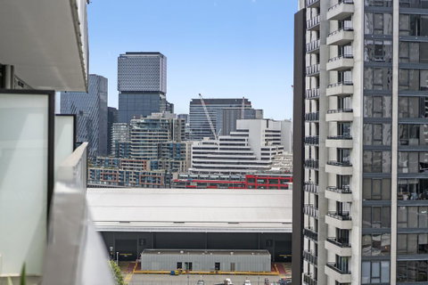 Complete Host Tiara Apartments - Melbourne Tourism 29