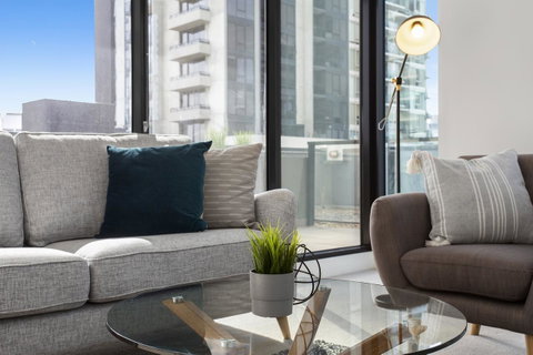 Complete Host Tiara Apartments - Melbourne Tourism 21