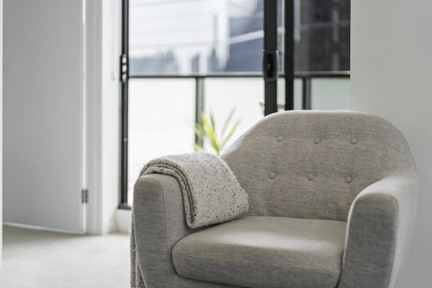 Complete Host Tiara Apartments - Melbourne Tourism 30
