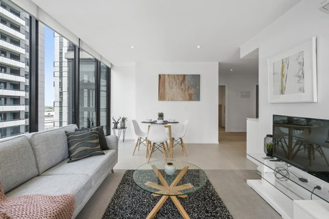 Complete Host Tiara Apartments - Melbourne Tourism 41