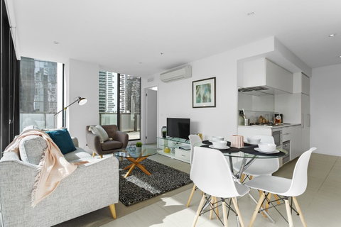 Complete Host Tiara Apartments - Melbourne Tourism 27