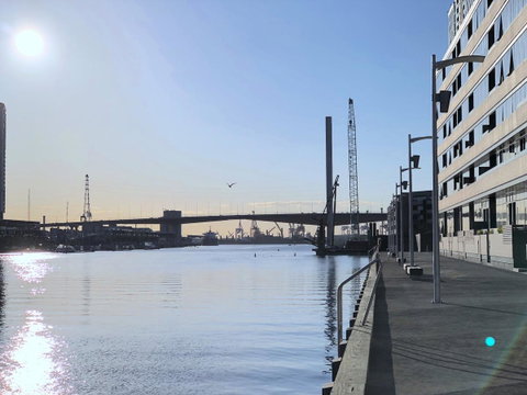 Pride Docklands Waterfront Apartment City View - Melbourne Tourism 6