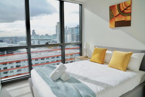 Pride Docklands Waterfront Apartment City View - Melbourne Tourism 9