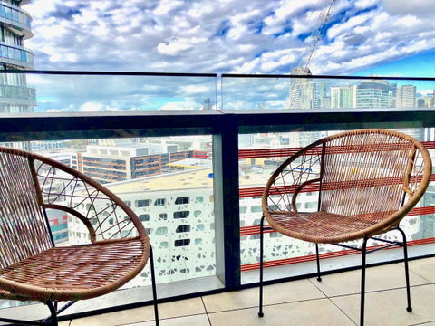 Pride Docklands Waterfront Apartment City View - Melbourne Tourism 31