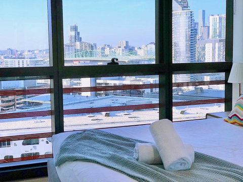 Pride Docklands Waterfront Apartment City View - Melbourne Tourism 27