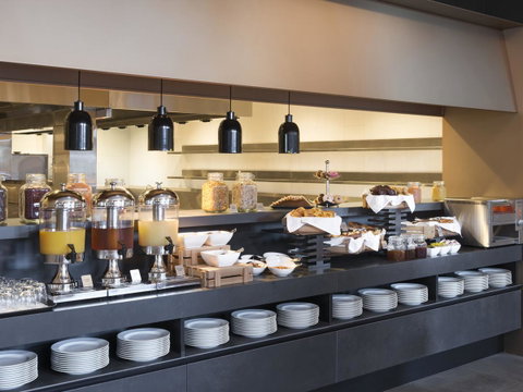 Vibe Hotel Melbourne Docklands - Melbourne Tourism 18