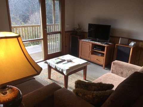 Shady Brook Cottages - Melbourne Tourism 21