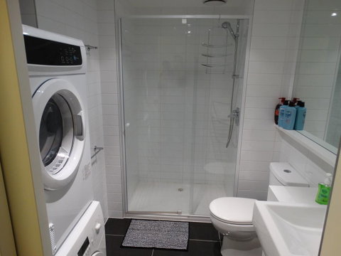 Cloud9 Luxury Apartments - Melbourne Tourism 11