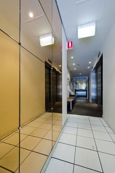 City Square Motel - Melbourne Tourism 23