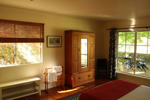 Merrimeet Cottages - Melbourne Tourism 44