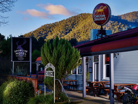 The Harrietville Snowline Hotel - Melbourne Tourism 0