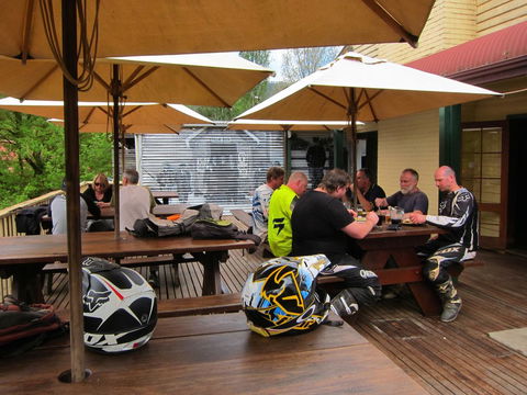 The Harrietville Snowline Hotel - Melbourne Tourism 34