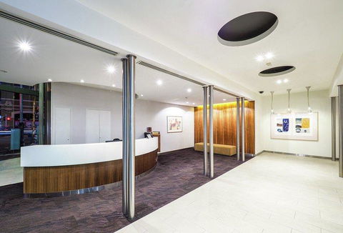 Premier Stays Melbourne - Melbourne Tourism 13