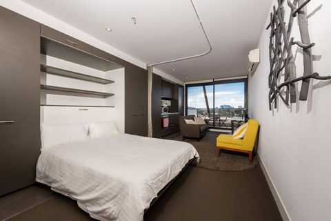 Amazing Accommodations : South Yarra - Melbourne Tourism 29