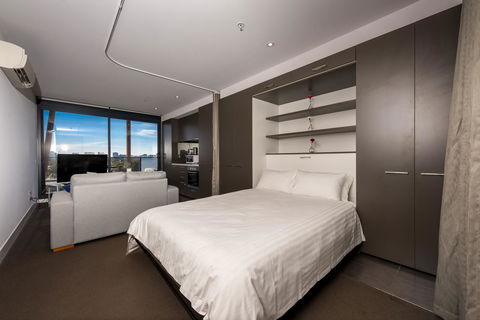 Amazing Accommodations : South Yarra - Melbourne Tourism 19