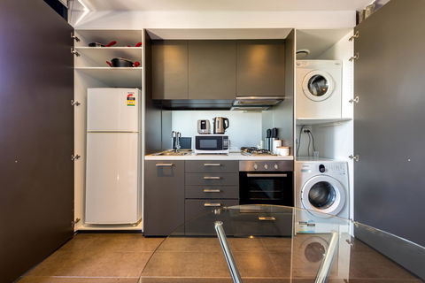 Amazing Accommodations : South Yarra - Melbourne Tourism 31