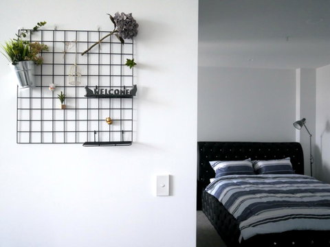 UrbanSuite The Wild Rosa Inn - Melbourne Tourism 1