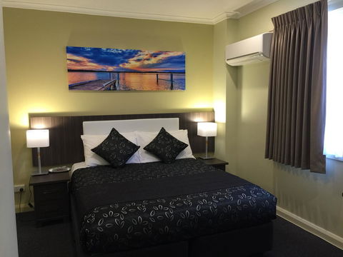 Park Squire Motor Inn & Serviced Apartments - Melbourne Tourism 36