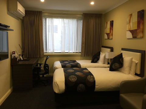 Park Squire Motor Inn & Serviced Apartments - Melbourne Tourism 11