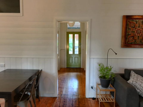 Cinta Cottage - Melbourne Tourism 9