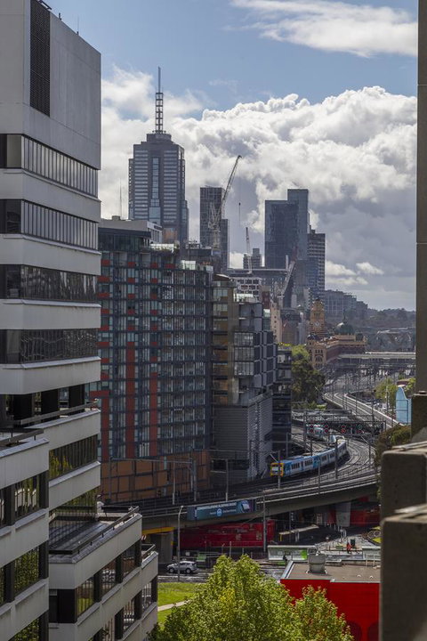 Signature Waterfront Apartments - Melbourne Tourism 33