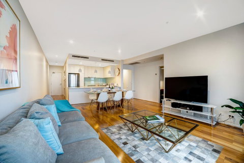 Signature Waterfront Apartments - Melbourne Tourism 12