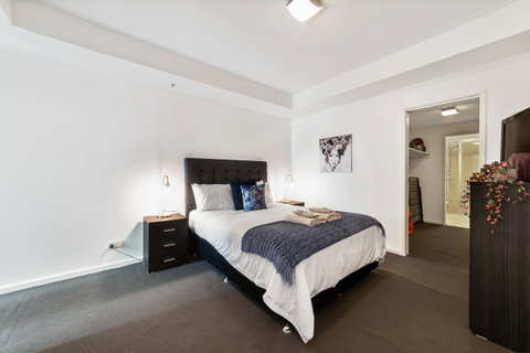 Signature Waterfront Apartments - Melbourne Tourism 31