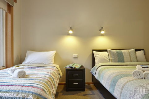 Goldfield Holiday Units - Melbourne Tourism 5