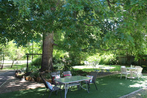 Goldfield Holiday Units - Melbourne Tourism 25