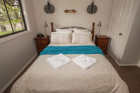 Goldfield Holiday Units - Melbourne Tourism 13