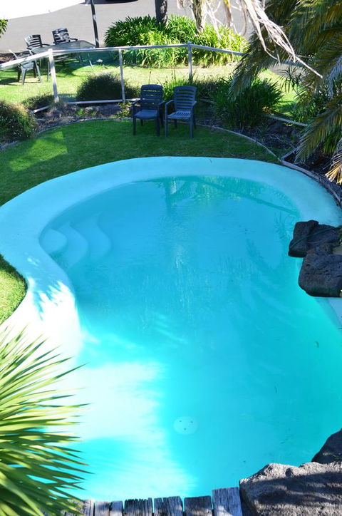 Tropicana Motor Inn - Melbourne Tourism 1