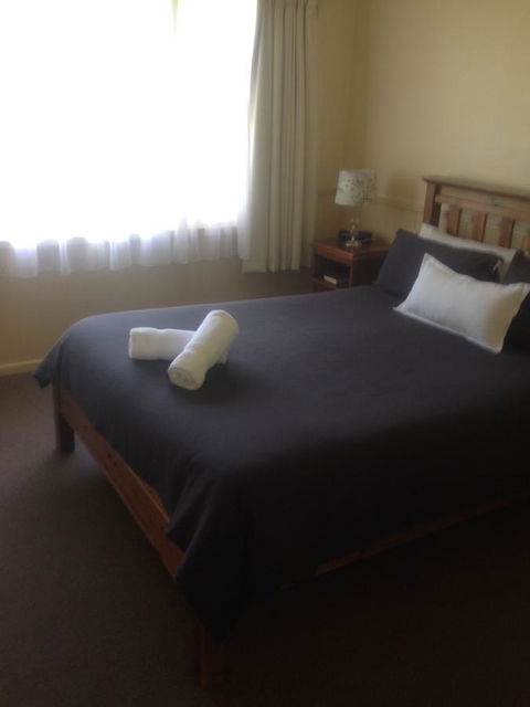 Viewhill Holiday Units - Melbourne Tourism 9