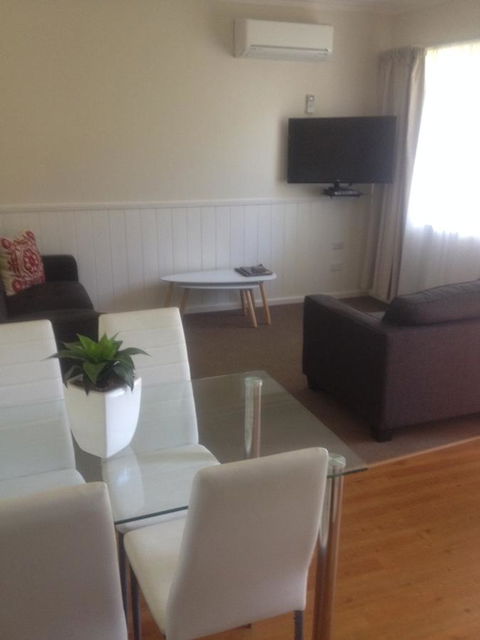 Viewhill Holiday Units - Melbourne Tourism 10