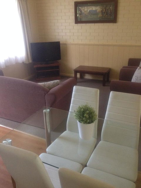 Viewhill Holiday Units - Melbourne Tourism 3